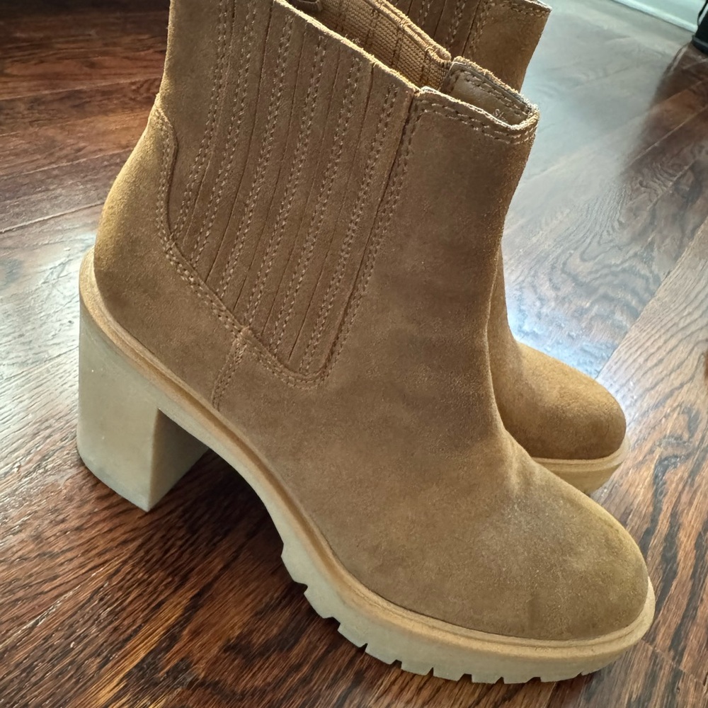 Dolce Vita - Tan Suede Ankle Boots - Size 11